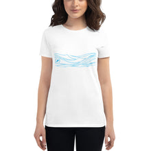 Load image into Gallery viewer, Wave Flow T
